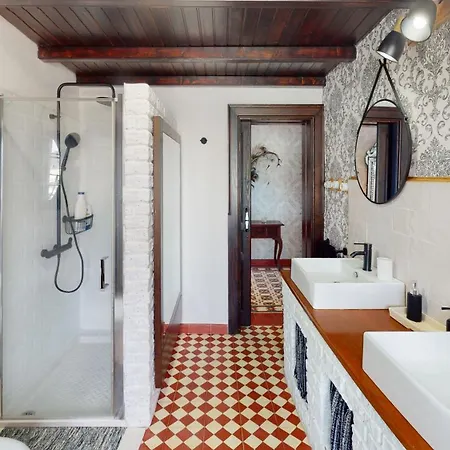 Luxury Colonial Country